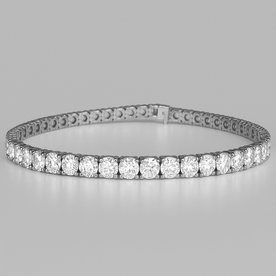14K White Gold Tennis Bracelet set with 17 Carat Round Lab